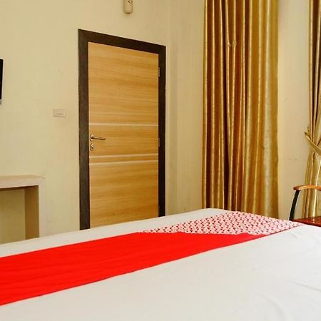 Hotel Golden Vella Pangkal Pinang Exterior foto